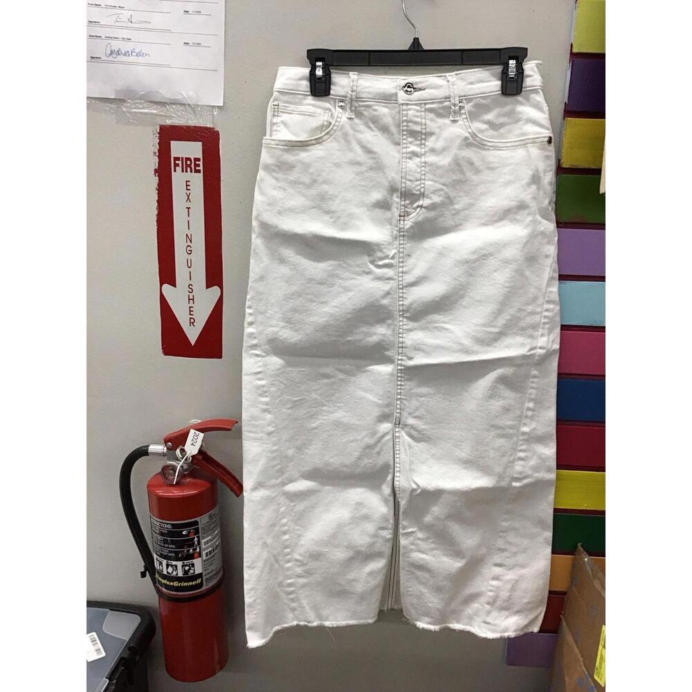 Christian siriano women’s white Jean skirt size 6 below knee new from HSN